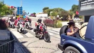 Datça'da motosikletlilerden 19 Mayıs korteji