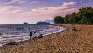 Fethiye Akmaz Plajının 1 milyon 11 bin TL'ye Bartu Turizm Aldı