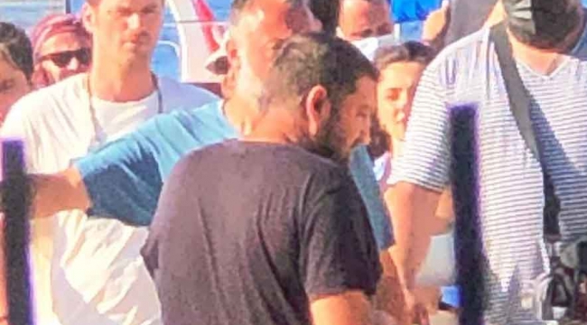Kıvanç Tatlıtuğ Bodrum'da kamera karşısına geçti