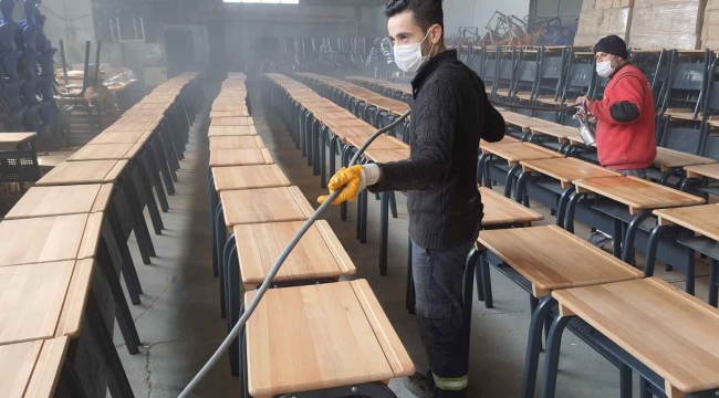 Milas'taki okulun ürettiği sıralar Türkiye'nin her yerine dağılıyor