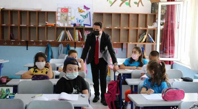 Muğla İl Milli Eğitim Müdürü Emre Çay görevine başladı