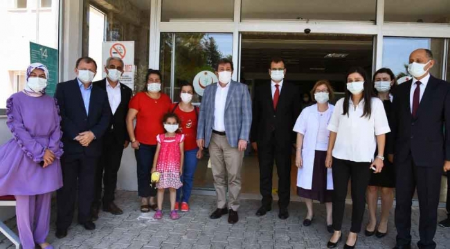 Vali Tavlı’ dan sağlık çalışanlarına moral ziyareti