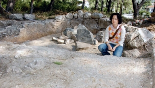 Akyaka’da tarihi kaleden sonra 2 kilise bulundu