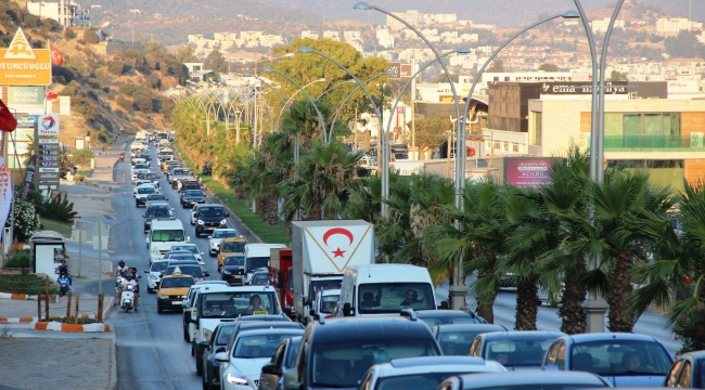 Bodrum’da nüfus 1 milyona yaklaştı, oteller ve sahiller doldu taştı