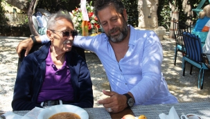 Bora Gencer: “Baba oğul müzisyen olmak çok zor”