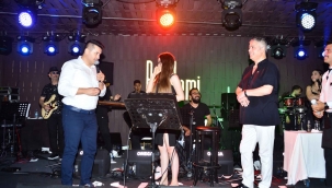 Cengiz Kurtoğlu bir buçuk sene sonra ilk konserini verdi
