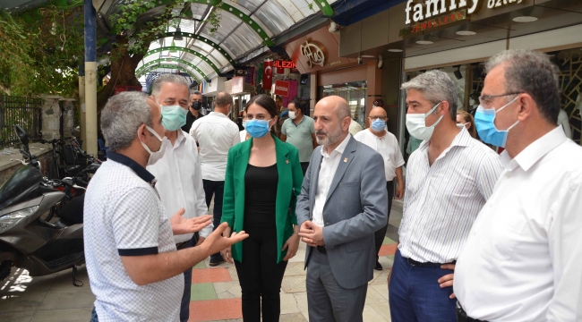 CHP Genel Başkan Yardımcısı Öztunç ve Belediye Başkanı Oktay esnaflarla görüştü
