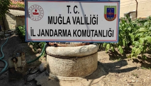 Evin bahçesinde tarihi sütun ele geçirildi