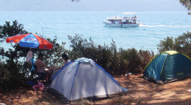 Fuhuş baronları yakalandı