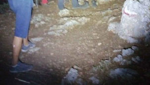 Kayalıklarda mahsur kalan 2 kişi kurtarıldı
