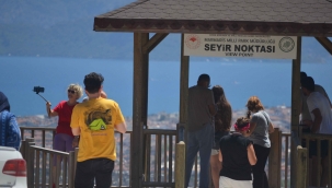 Marmaris’e gelmeden tepeden baktılar