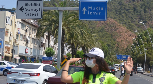 Marmaris’teki son bayram tatilcileri de geri dönüyor
