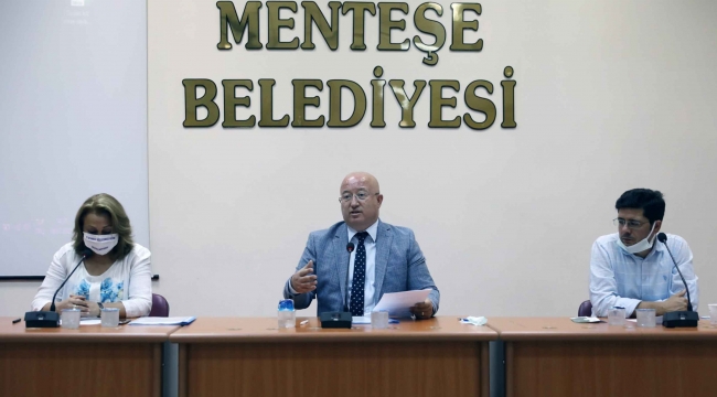 Özdemir ve İçöz’ün isimleri tiyatro salonlarında yaşatılacak