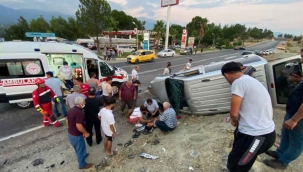 Seydikemer'de trafik kazası 4 yaralı