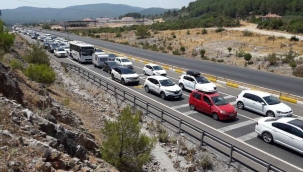 Tatilcilerin dönüş çilesi başladı