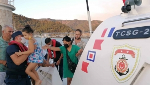 Yangından etkilenen mahallelerde tahliye işlemi sürüyor