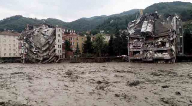 Karadeniz'deki sel felaketinde can kaybı 38'e yükseldi