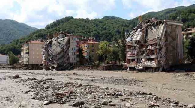 Karadeniz'deki sel felaketinde can kaybı 55'e yükseldi