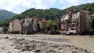 Karadeniz'deki sel felaketinde can kaybı 55'e yükseldi