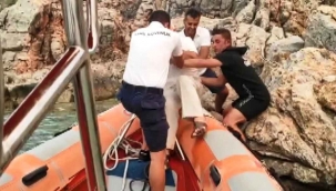 Kayalıklara sığınan yaşlı adamı, Sahil Güvenlik kurtardı