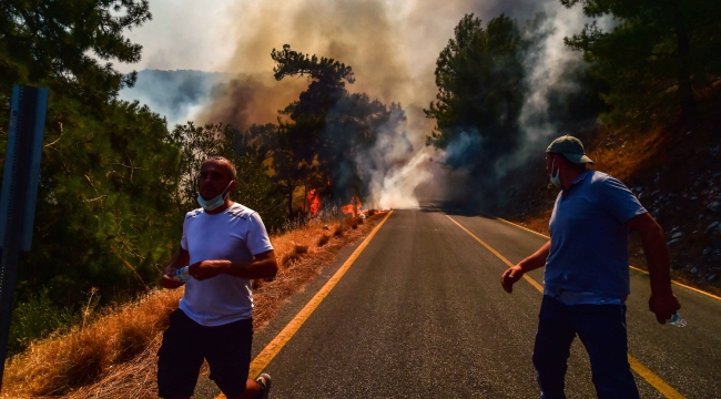 Marmaris’te alevler bir anda yükseldi