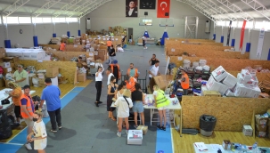 Marmaris’te yardım toplama merkezleri kuruldu