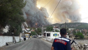 Milas'ta alevler yerleşim bölgesine ulaştı, Gökbel köyü boşaltıldı