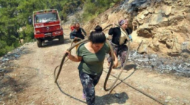 Yangının sembol fotoğrafındaki genç kız konuştu: Zaman değişse de kadınlarımız hiç değişmedi
