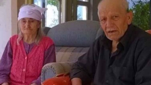 Anne ve Babaları hayrına mevlit yemeği verdiler: