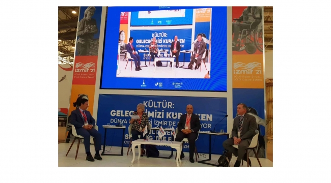 Başkan Aras'ın konuşması İzmir Kültür Zirvesi'ne damga vurdu 