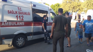 Beyzbol sopalı kavgada cadde savaş alanına döndü