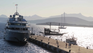 Bodrum’a demir atan 118 milyon dolarlık yüzen sarayın günlük kirası dudak uçuklattı