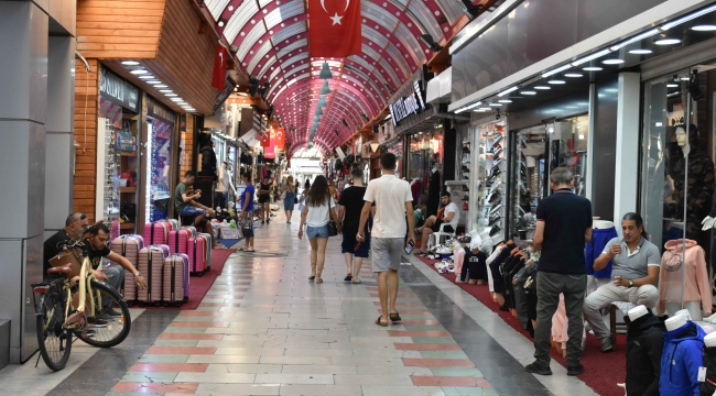 Dev yolcu gemisi sadece 7 saatliğine Marmaris’e geldi