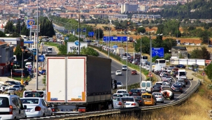 Muğla’da iki kişiye bir araç düşüyor