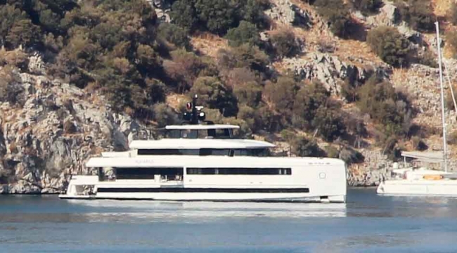 Rus milyarder 400 milyon dolarlık yatıyla 3 aydır Bodrum’da tatil yapıyor