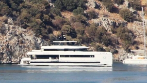 Rus milyarder 400 milyon dolarlık yatıyla 3 aydır Bodrum’da tatil yapıyor