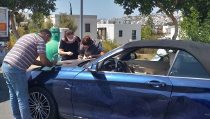 Spor otomobili ile Bodrum’da kaza yaptı