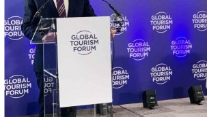 Ahmet Aras Global turizm Formunda Türkiye'yi temsil ediyor