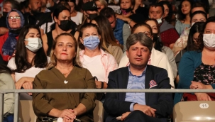Demet Akalın: