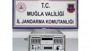 Radyo vericisi çalındı