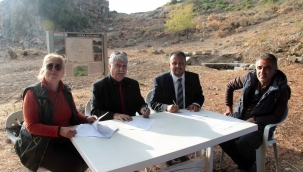 Thera Antik kenti kazı işbirliği protokolü imzalandı