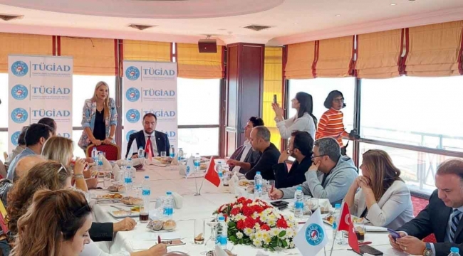 TÜGİAD, İzmir basını ile buluştu