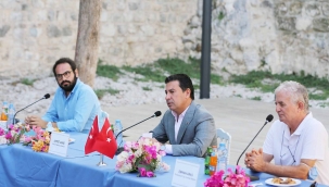 Yelkencilerin rotası yanan koylar