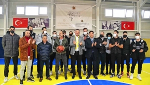 Fethiye’de yapımı tamamlanan Atatürk Spor Salonu hizmete açıldı