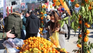 Mandalina Hasat Festivali renkli görüntülere sahne oldu