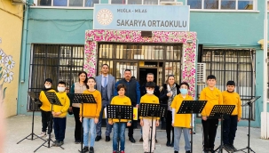 Milas Yörük Türkmen Kültür Derneği'nden müzik odasına destek