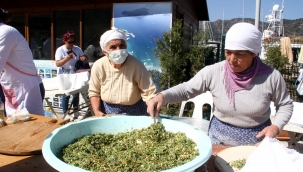 4. Göcek'te ot yemekleri festivaline ilgi yoğun oldu
