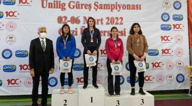 Köyceğizli Kaya, Ünilig Güreş Müsabakasında Türkiye şampiyonu oldu 
