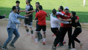 Maç bitti, yumruklar havada uçuştu