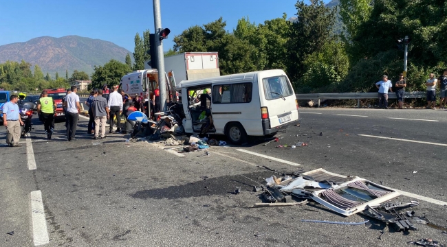 Ortacalı aile Köyceğiz'de kaza yaptı: 1 ölü, 5 yaralı